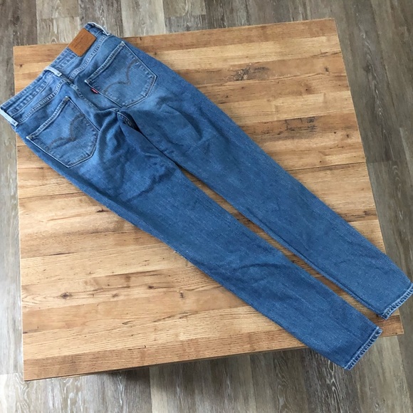 Levi’s High Rise Skinny Distressed 721 - Picture 6 of 6